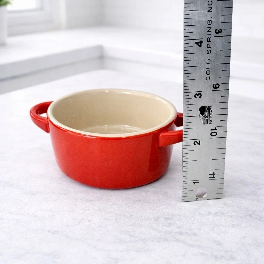Le Creuset Small 8oz (10cm)‎ Mini Round Cocotte With Lid Carmin Red- NEW
